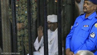 Photo of الحكم بإيداع الرئيس السوداني المعزول مؤسسة إصلاح لمدة عامين