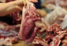 Photo of “التموين” توضح حقيقة بيع لحوم منتهية الصلاحية بالمجمعات الاستهلاكية