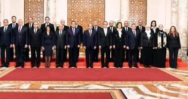 Photo of عاجل..22 وزيرا ونائب وزير يؤدون اليمين الدستورية أمام الرئيس السيسي