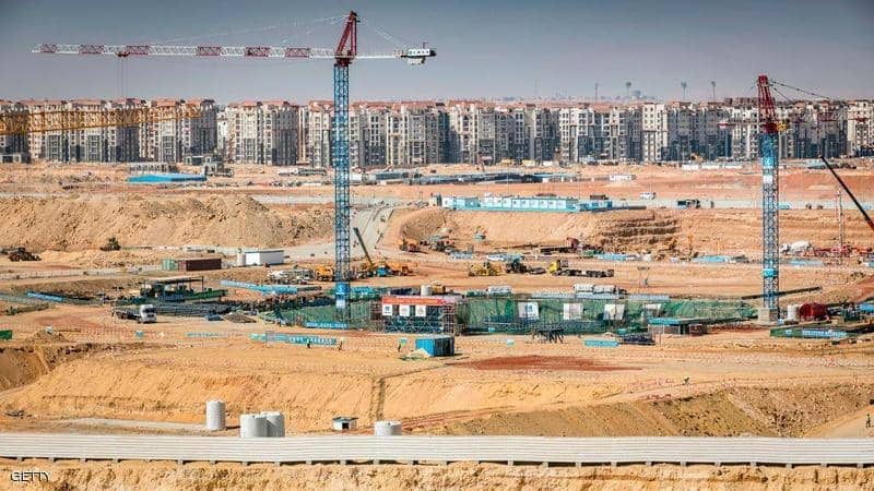 مصر تعلّق بيع الأراضي في العاصمة الإدارية الجديدة