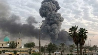 Photo of سقوط صواريخ في محيط السفارة الأمريكية في بغداد