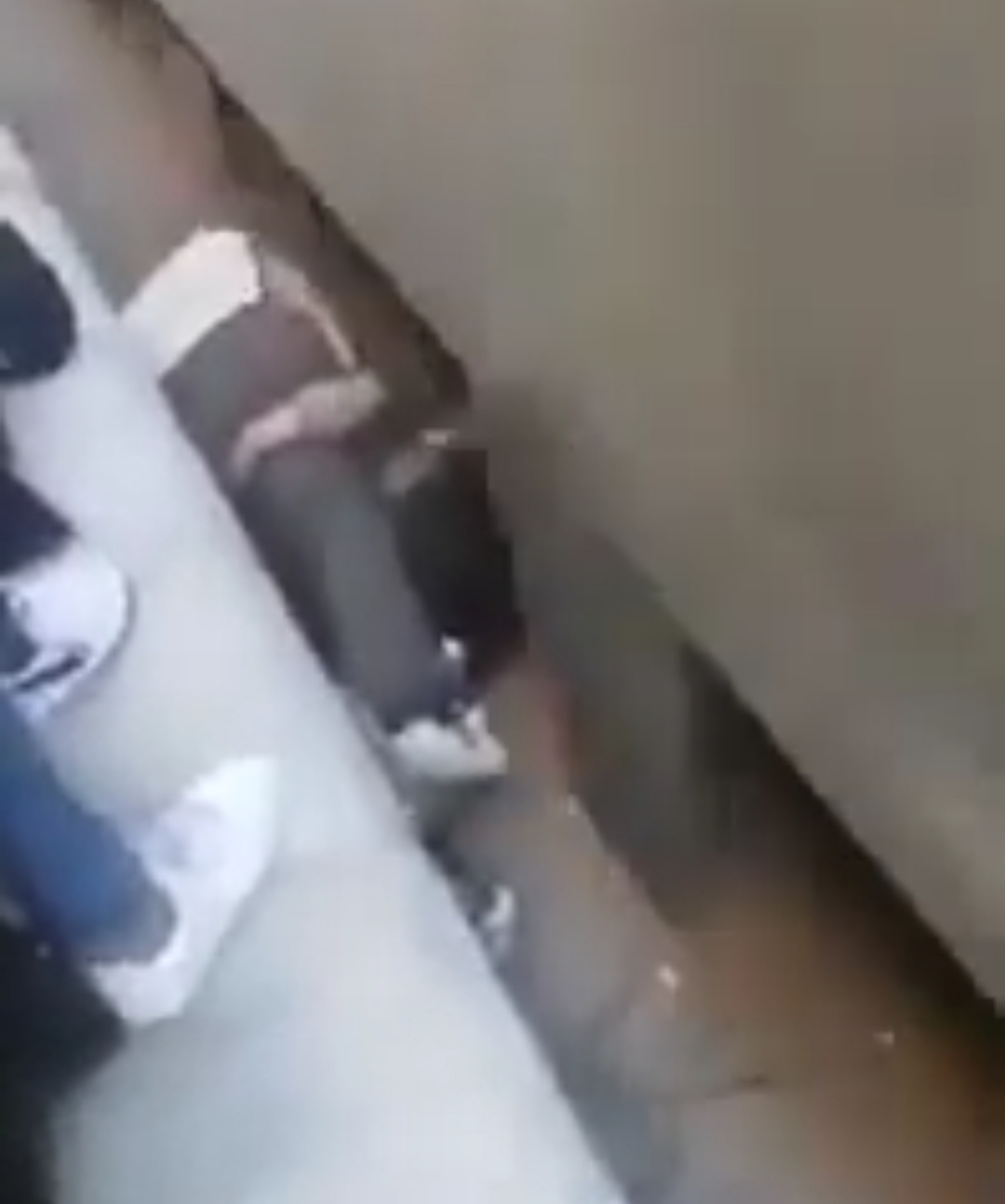 Photo of سوبر هيرو.. شجاعة أب تنقذ ابنته أسفل عجلات قطار بالإسماعيلية