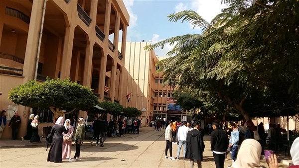 إنتظام الدراسة بكليات جامعة بنها مع بدء الفصل الدراسى الثانى