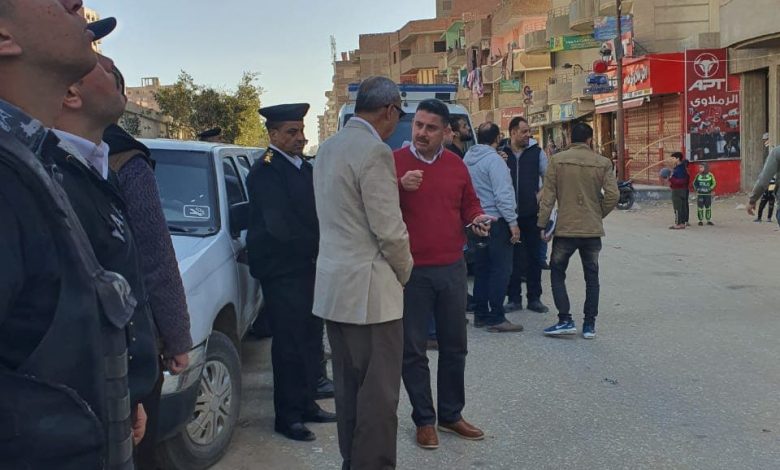 Photo of محافظ القليوبية” يشرف على أعمال إزالة طوابق مخالفة بأحد الأبراج السكنية بمدينة بنها