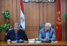 Photo of بالصور….محافظ بورسعيد يعقد اجتماعا موسعا مع مكلفات الخدمة العامة