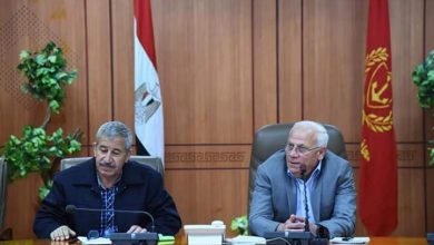 Photo of بالصور….محافظ بورسعيد يعقد اجتماعا موسعا مع مكلفات الخدمة العامة