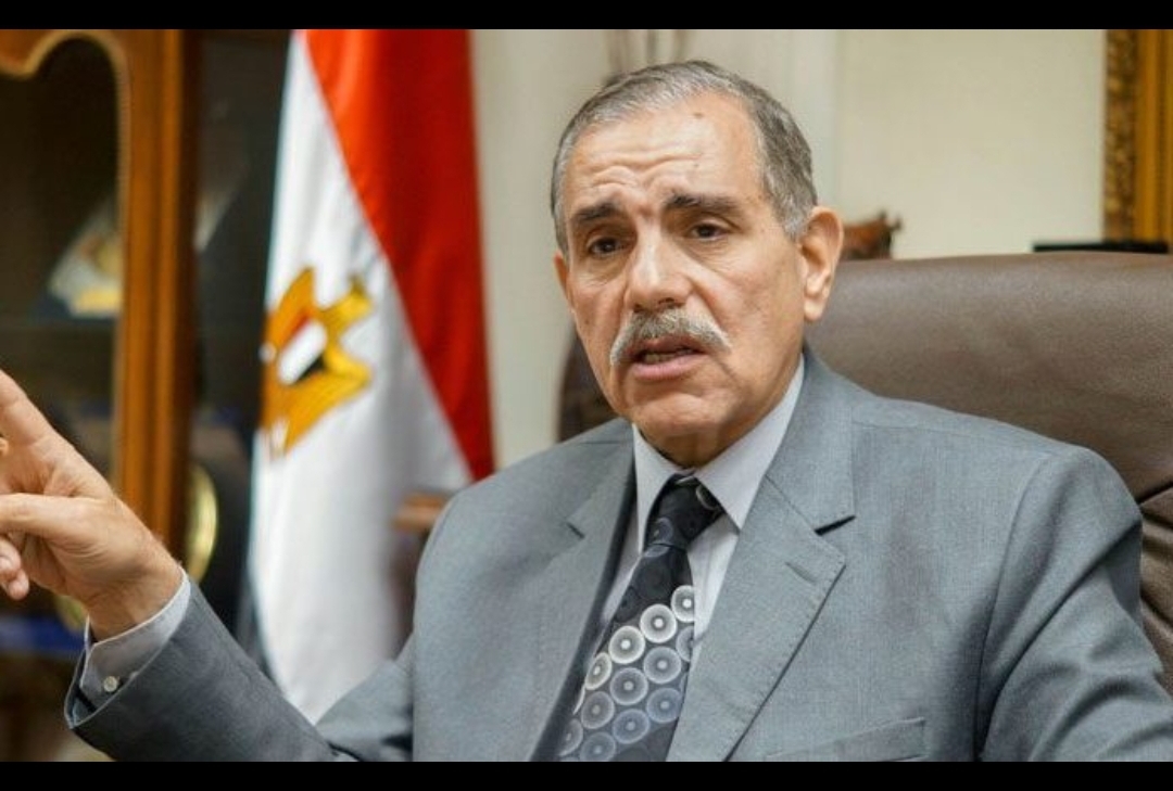 Photo of محافظ أسيوط: تذليل كافة العقبات التي تواجه قطاع التربية والتعليم