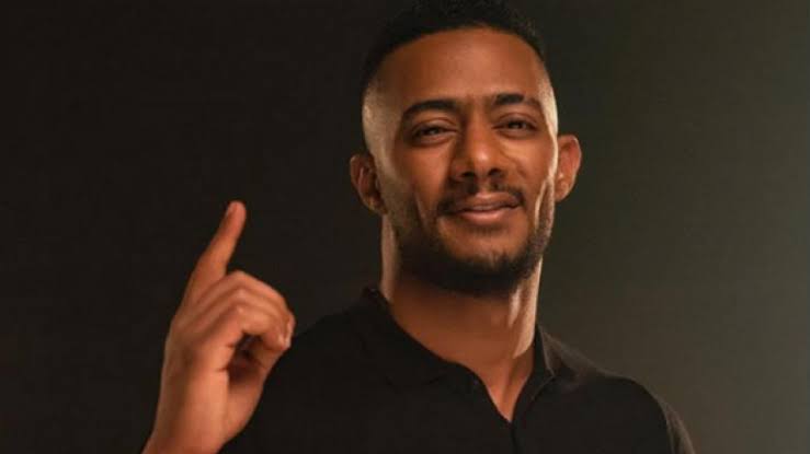 Photo of “الباز” مهاجمًا محمد رمضان: ابن شرعي للعشوائية والفوضى