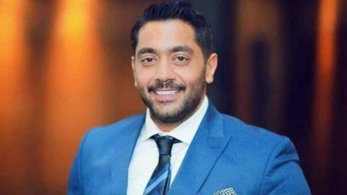 Photo of أحمد فلوكس يدخل أحد المستشفيات بعد تعرضه لأزمة صحية