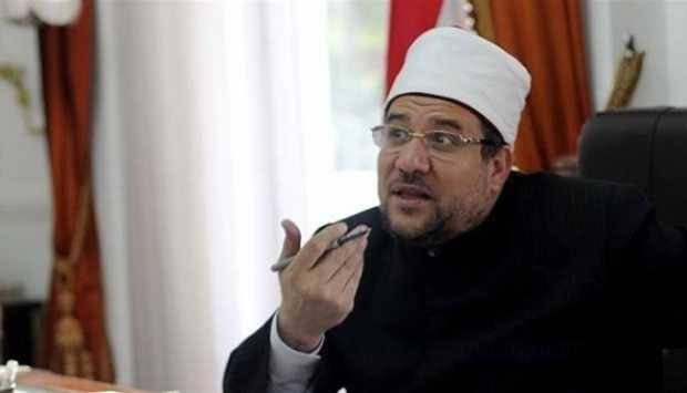 Photo of فصل مئات الأئمة والخطباء من الأوقاف.. والوزارة ترد