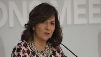 Photo of نبيلة مكرم: الدولة أعادت 200 مصريا من العالقين في السودان