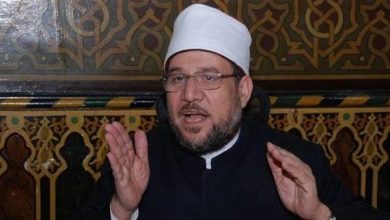Photo of الأوقاف: تعليق الجمع والجماعات هو ما تطبقه جميع دول المنطقة والعالم  ولم يصدر عن الوزارة أي بيان بمنع قراءة القرآن