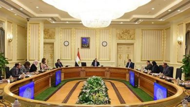Photo of رئيس الوزراء يناقش مقترحات دعم العمالة غير المنتظمة المتضررة من تداعيات ڨيروس كورونا