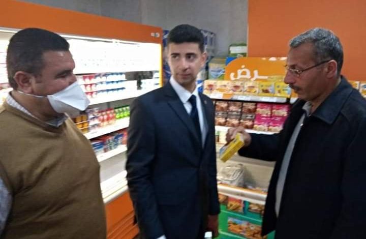 Photo of محافظ المنوفية: تحرير 301 محضر تموينى وضبط كميات من المواد الطبية مجهول المصدر ..صور