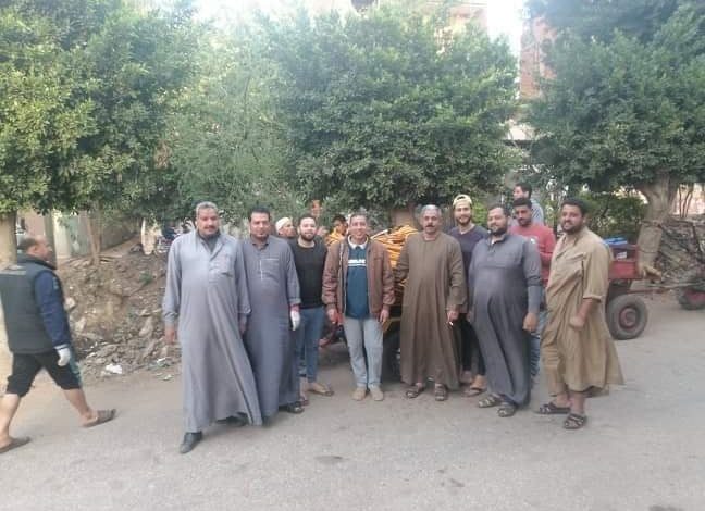 Photo of مبادرة شباب كفر منصور لتطهير القرية..صور