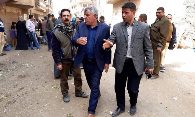 Photo of لمنع التجمعات..فض سوق قرية مرصفا وكفر العرب التابعين لمركز بنها