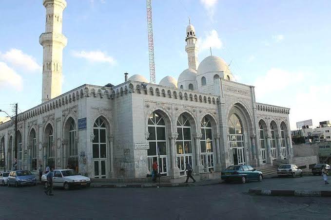 Photo of “الأوقاف الفلسطينية” تقرر حصر الصلاة في البيوت وعدم التوجه للمساجد والكنائس