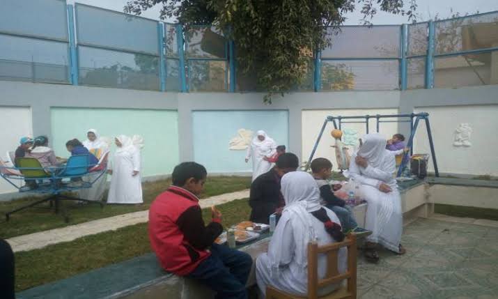 Photo of وزارة الداخلية: منح جميع نزلاء السجون زيارة استثنائية بمناسبة عيد الأم