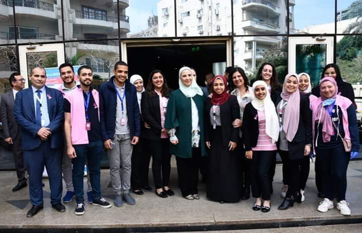 Photo of القباج تزور مؤسسة بهية وتوجه التحية لمحاربات سرطان الثدي