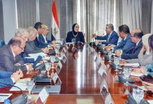 Photo of لقاءات مكثفة لوزيرة التجارة والصناعة مع مجتمع المصدرين لبحث تداعيات ازمة انتشار فيروس كورونا عالميا واثره على معدلات التصدير