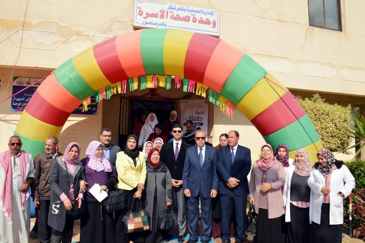 Photo of محافظ القليوبية يدشن المبادرة للرئاسية لمتابعة صحة المرأة والسيدات الحوامل و الكشف المبكر عن الأمراض التي تنتقل من الأم للجنين بالوحدة الصحية بكفر منصور بكفر شكر