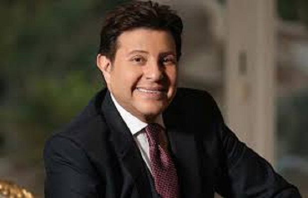 هاني شاكر بيغير منك..مدرب الأهلي السابق يرد على "حسن شاكوش"