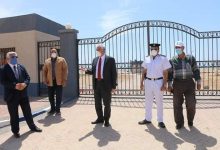 Photo of محافظ جنوب سيناء يتفقد إجراءات غلق الشواطئ والمتنزهات والحدائق العامة بطور سيناء