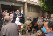 Photo of محافظ القليوبية يتابع صرف المرحله الثانيه لاصحاب المعاشات بعدد من مدارس ومكاتب البريد بخمس مدن بالمحافظة
