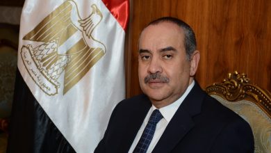 Photo of وزير الطيران ينعي شهيد الشرطة: يقدمون أرواحهم ثمنا للحفاظ على الوطن