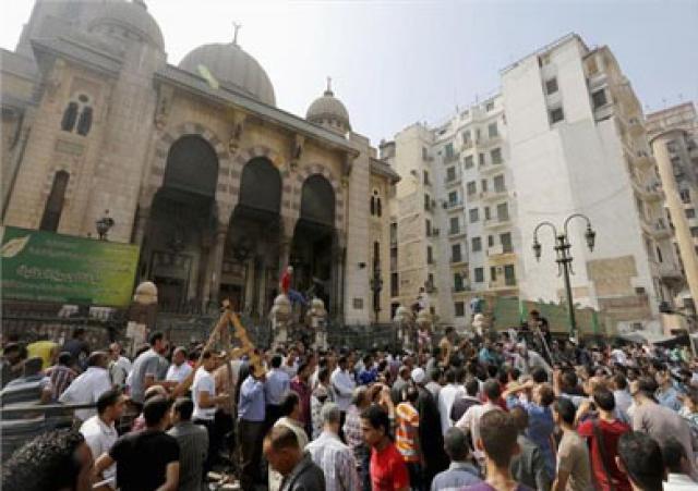 إعادة محاكمة المتهمين بأحداث عنف مسجد الفتح