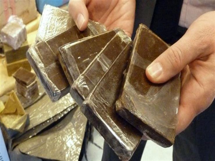 ضبط عناصر تشكيل عصابى تخصصوا فى تصنيع مخدر الحشيش بالشرقية
