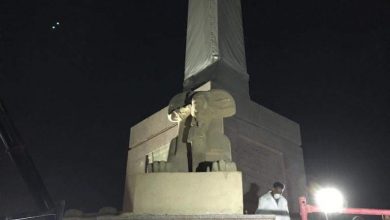 Photo of انتهاء عملية نقل الكباش الأربعة الي ميدان التحرير بعد ترميمها