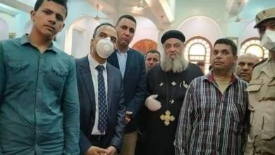 Photo of نائب محافظ المنيا والسكرتير العام يشهدا تشييع جثمان شهيدي الوطن في مطاى وديرمواس..صور