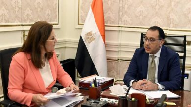 Photo of رئيس الوزراء يكلف بسرعة تأسيس الشركة الخاصة بمشروع المخازن الاستراتيجية للأدوية والمستلزمات الطبية