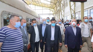 Photo of وزير النقل: في جولة تفقدية بمحطتي مصر و الشهداء للإطمئنان على انتظام حركة القطارات
