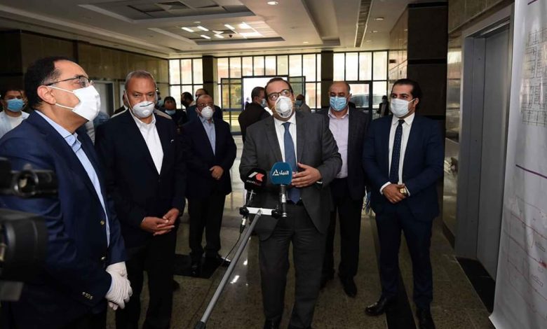 Photo of رئيس الوزراء يتفقد مشروع تطوير مستشفى كفر شكر المركزى