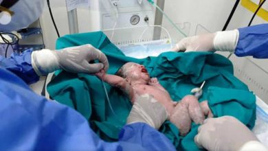 Photo of أول حالة ولادة لمصابة بكورونا بالمستشفيات التعليمية بالقاهرة