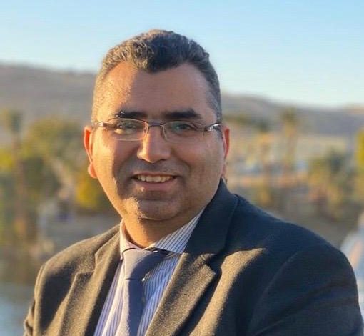 Photo of مهندس مصري يخترع قناع للقضاء على “فيروس كورونا” ويحصل على براءة الإختراع