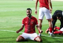 Photo of الأكثر تتويجآ بحصد البطولات داخل النادي الأهلي يقرر الاعتزال