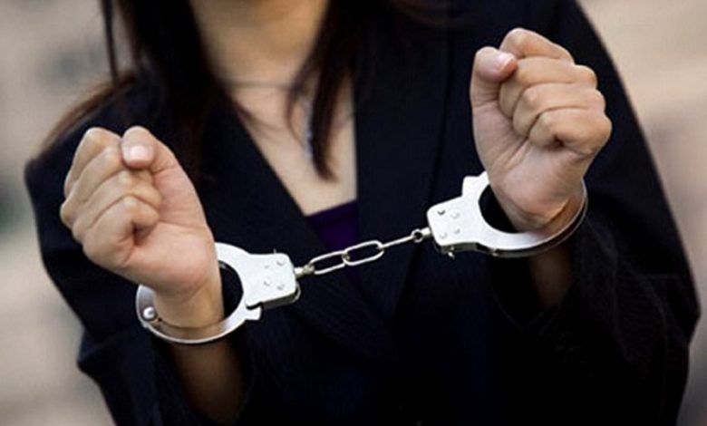 Photo of ضبط موظفة بريد استولت على 7 ملايين من حسابات العملاء