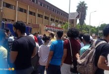 Photo of بالصور …. خروج طلاب الثانوية العامة من اللجان بعد أداء إمتحانات اليوم الأول