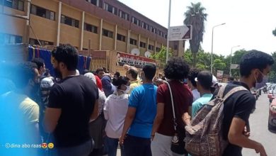 Photo of بالصور …. خروج طلاب الثانوية العامة من اللجان بعد أداء إمتحانات اليوم الأول