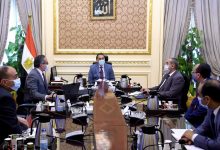 Photo of لجنة “أزمة كورونا” تبحث عودة الصلاة بالمساجد واستئناف الطيران