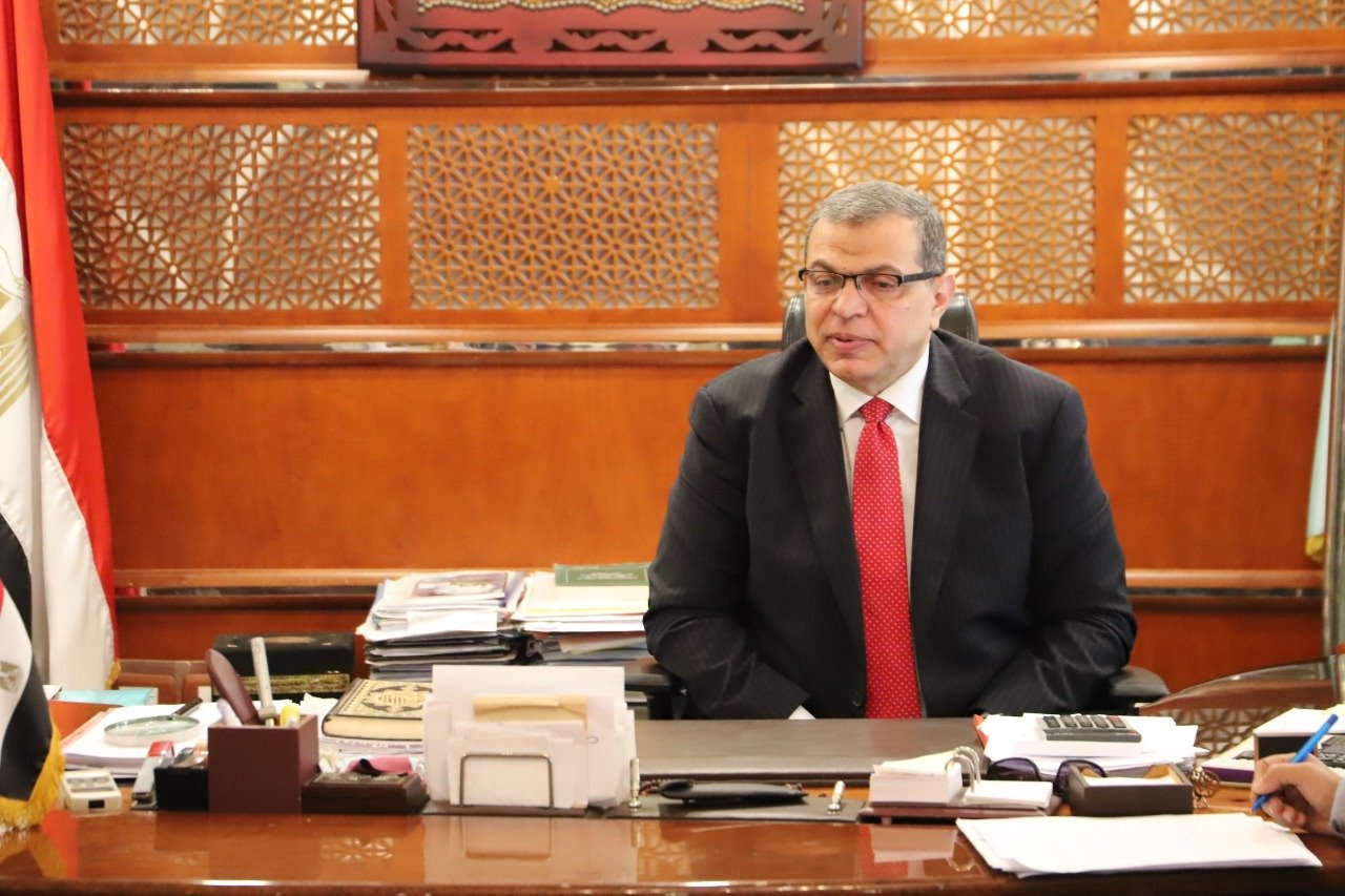 وزير القوى العاملة : صندوق إعانات الطوارئ يقوم حاليا باستكمال صرف إعانات الطوارئ للعاملين