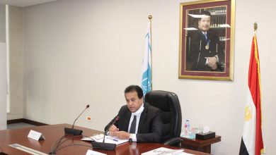 Photo of وزير التعليم العالي يشيد بالجهود المبذولة في مدينة زويل