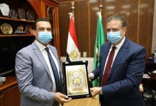 Photo of محافظ المنوفية يستقبل رئيس جامعة مدينة السادات ويكرم مدير الأمن الوطنى