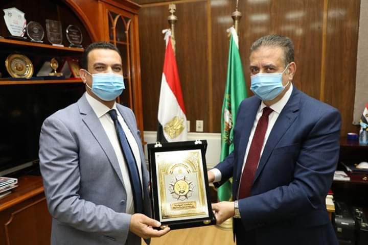 محافظ المنوفية يستقبل رئيس جامعة مدينة السادات ويكرم مدير الأمن الوطنى