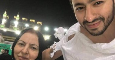 Photo of وفاة والدة الفنان حماده هلال بعد صراع مع السرطان