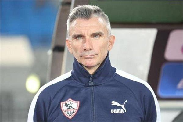 مدرب الزمالك يحذر ناشئي الفريق من الغرور
