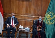 Photo of محافظ القليوبية يستقبل وفد الكنيسة الإنجيلية بالقليوبية للتهنئة بعيد الأضحى المبارك
